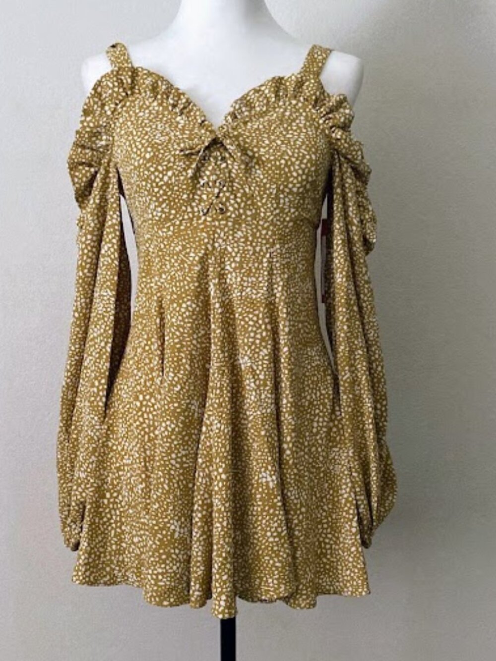 #67250 Retro Mustard Yellow Floral Off-Shoulder Mini Dress